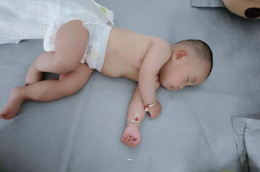 惠东宝宝咳到吐怎么办